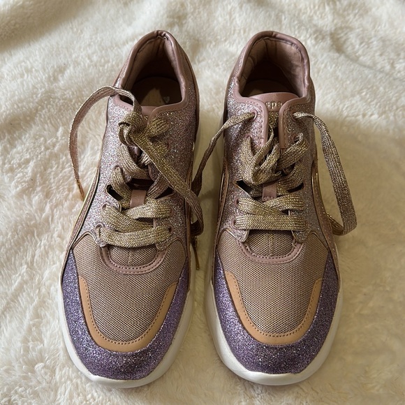 Kate Spade Cloud Sneakers NWOT - Picture 3 of 7